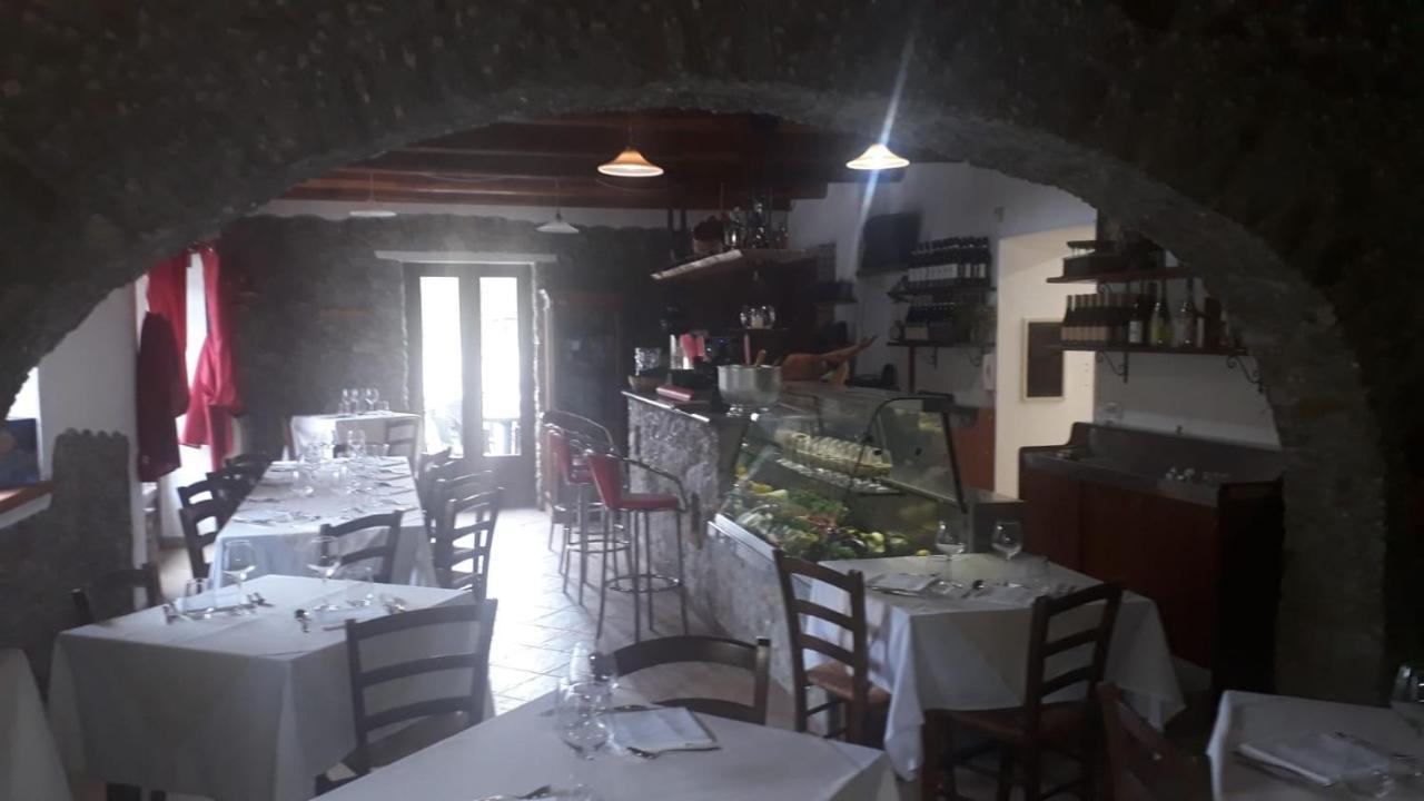 Taverna Del Dolmen Millesimo Dış mekan fotoğraf